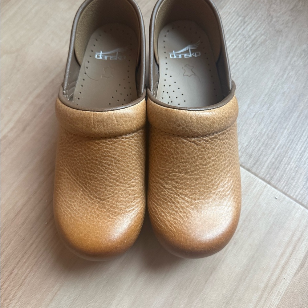 Dansko Kids Tan Leather Slip-On Clogs
